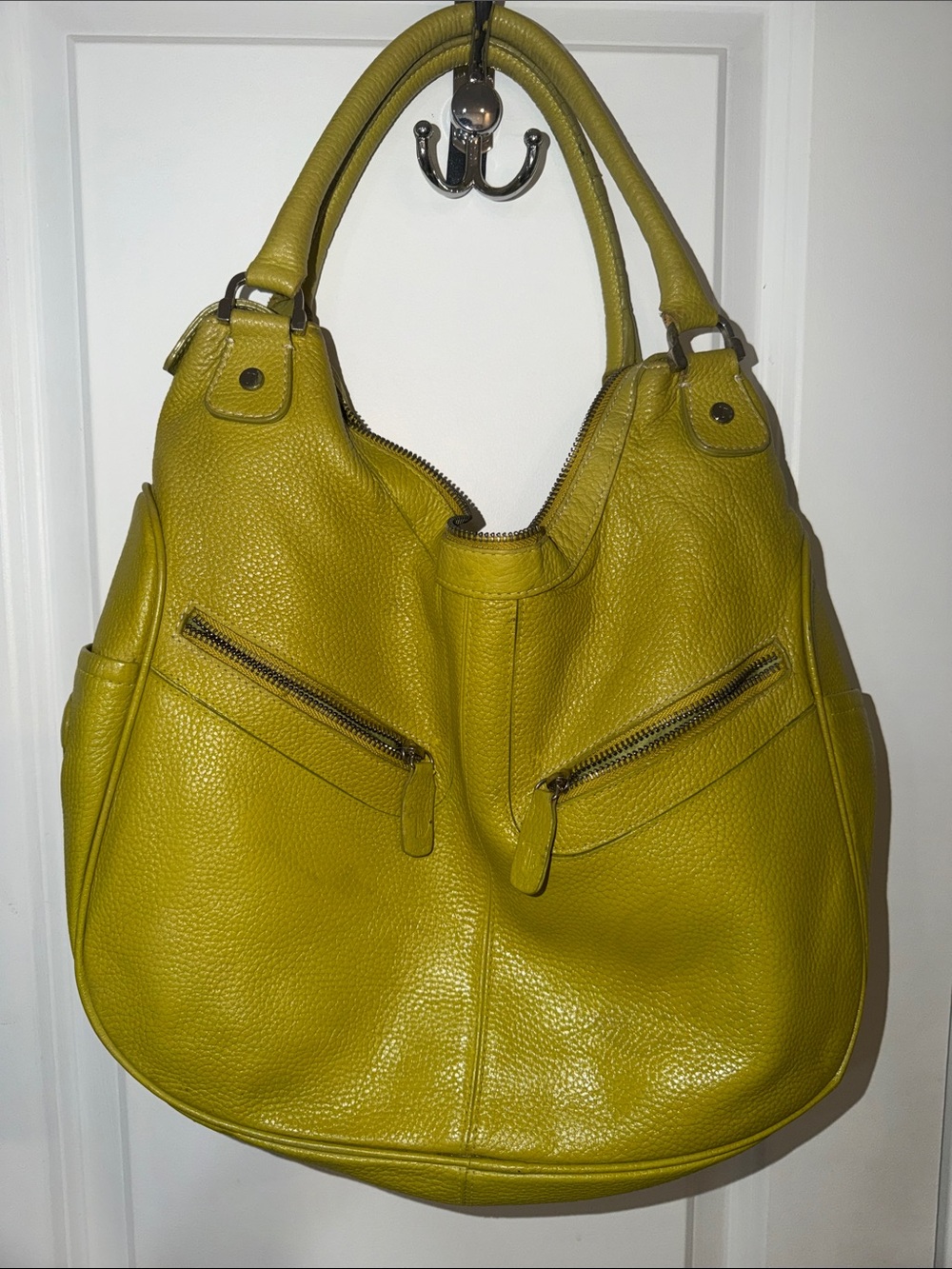 Tod's Chartreuse Leather Shoulder Hobo Bag